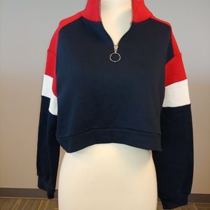 NWT H&M Crop Sweat Shirt